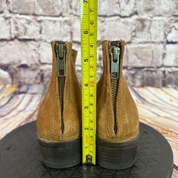 Journee Signature Women's Brown Suede Leather Heeled Ankle Boots Booties Size 7 - Picture 3 of 9